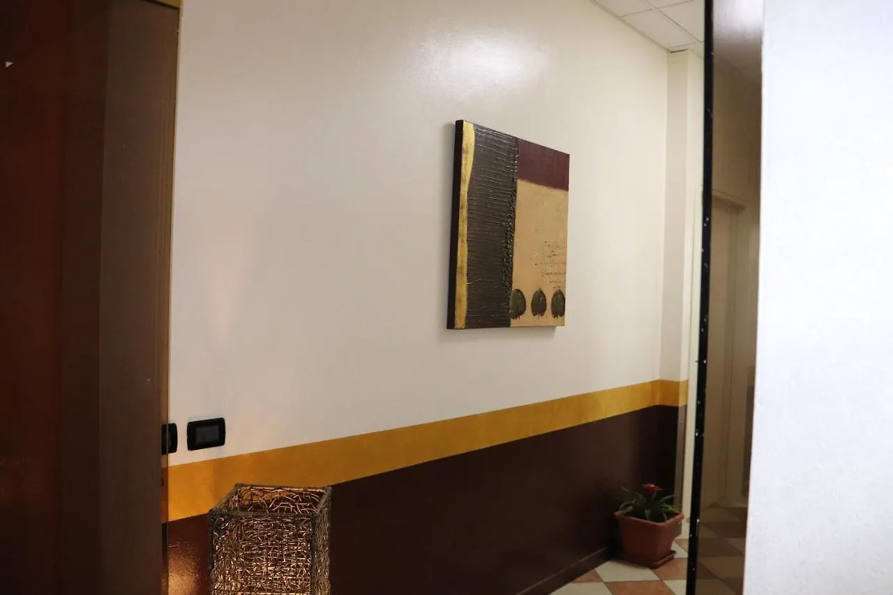 Amira Palace Hotel Castel Goffredo 3*,  Italy